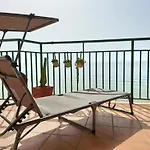 Tuhome Sea Side